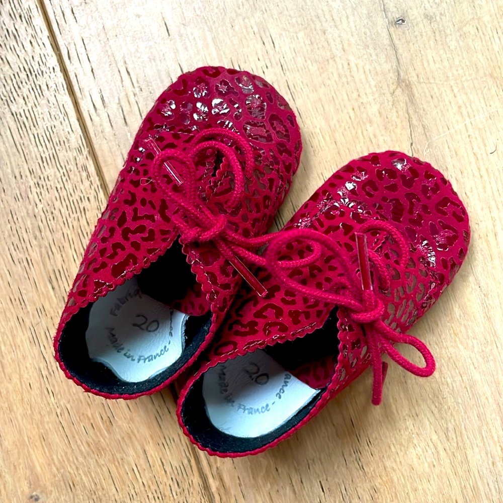 Patt’touch Baby Girl Newborn Booties size European 20 - US 4.5